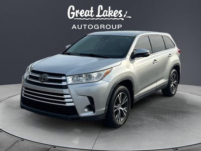 Used 2019 Toyota Highlander LE