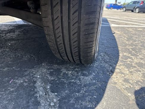 Used 2012 Jeep Patriot Latitude w/ Altitude Pkg AWD/4WD image 9