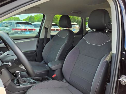 Certified 2024 Volkswagen Taos SE AWD/4WD image 25