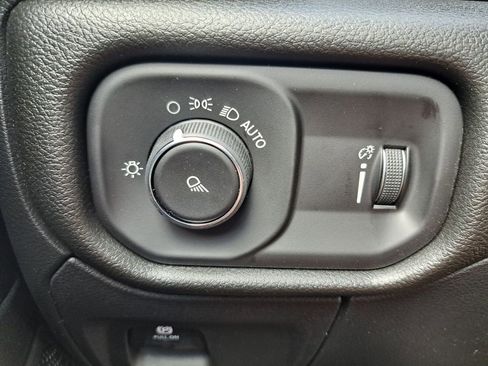 New 2026 RAM 1500 Tradesman image 15