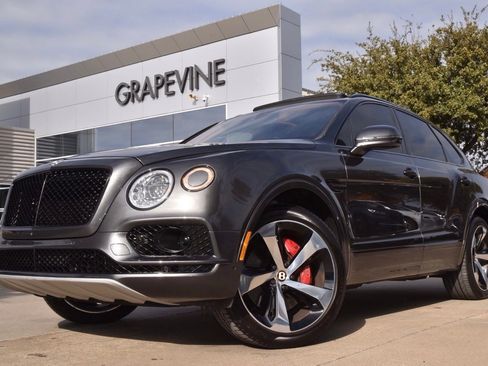 Used 2020 Bentley Bentayga image 2