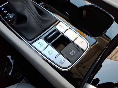 Used 2025 Hyundai Tucson SEL image 22