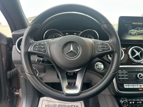 Used 2018 Mercedes-Benz CLA 250 4MATIC image 30