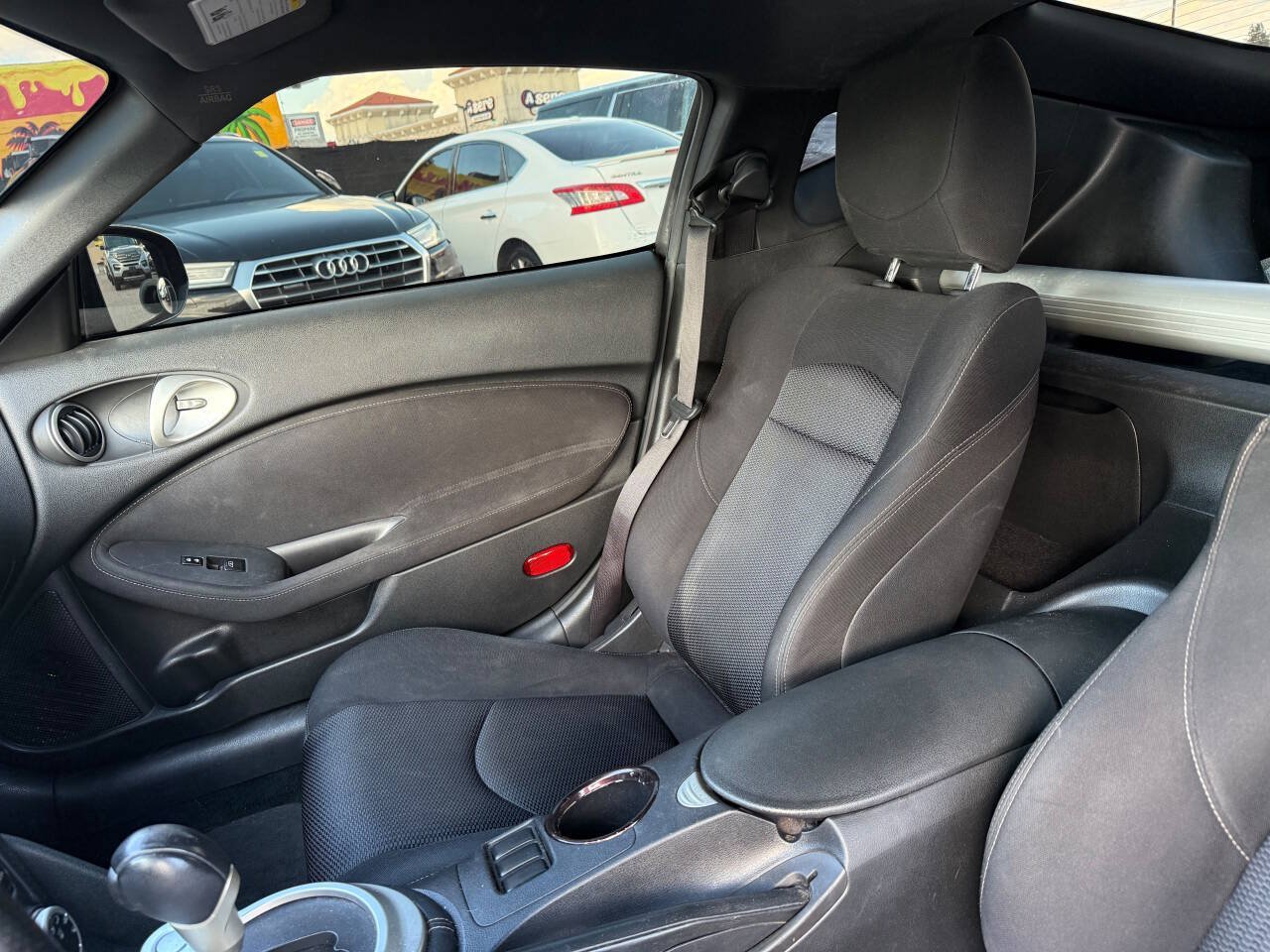 Used 2016 Nissan 370Z Coupe RWD image 24