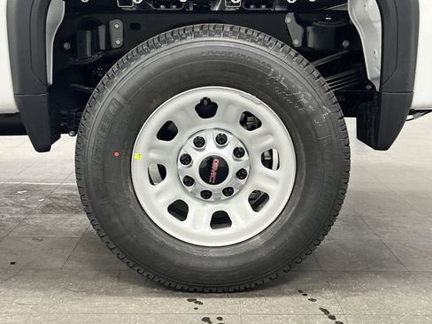 New 2025 GMC Sierra 3500 Pro image 31