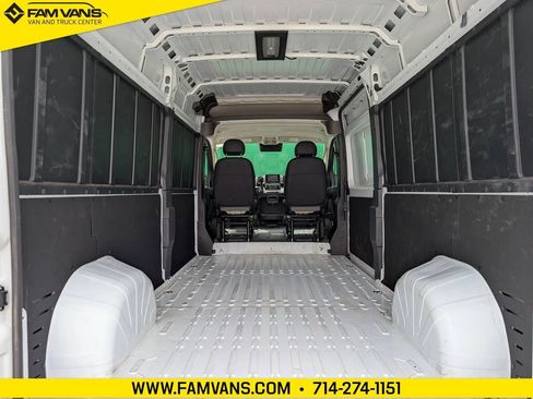 Used 2026 RAM ProMaster 2500 w/ Convenience Group FWD image 12