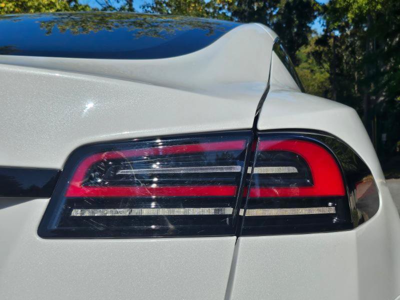 Used 2023 Tesla Model S AWD/4WD image 30