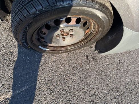 Used 2018 Ford Transit Connect XL image 10