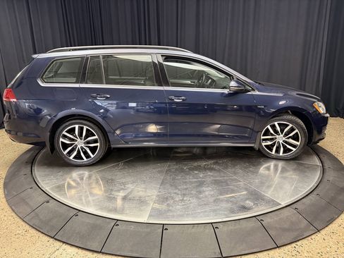 Used 2016 Volkswagen Golf Limited Edition FWD image 11