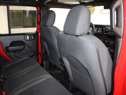 Used 2025 Jeep Wrangler Unlimited Sport S 4xe AWD/4WD image 34