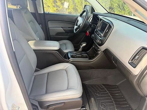 Used 2022 Chevrolet Colorado W/T image 24