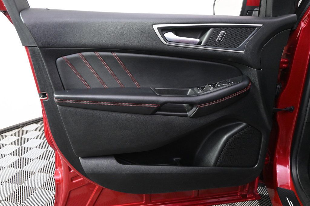 Used 2023 Ford Edge ST-Line AWD/4WD image 22