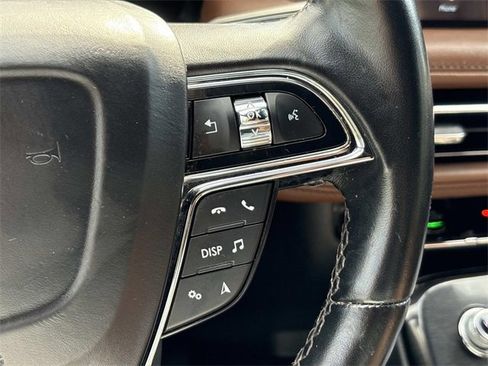 Used 2022 Lincoln Nautilus Reserve image 31