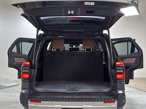 Certified 2025 Toyota 4Runner Limited image 16