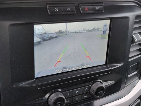 Used 2023 Ford F150 XLT AWD/4WD image 19
