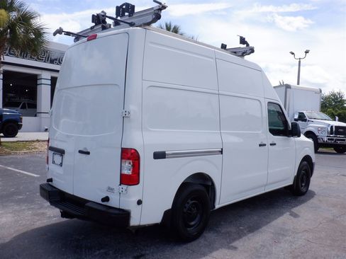 Used 2020 Nissan NV 2500 S RWD image 9