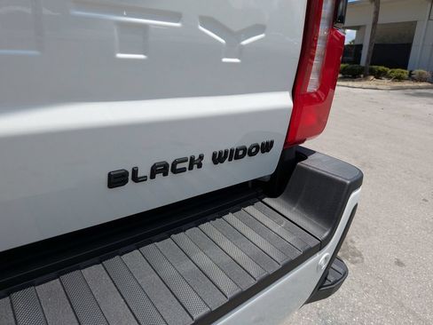 New 2026 Ford F250 Lariat w/ Black Appearance Package AWD/4WD image 17