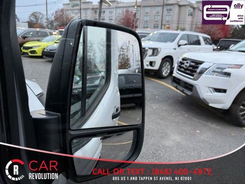 Used 2024 Ford Transit 350 XLT image 44