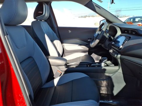 Certified 2023 Nissan Kicks SR w/ SR Premium Package image 5