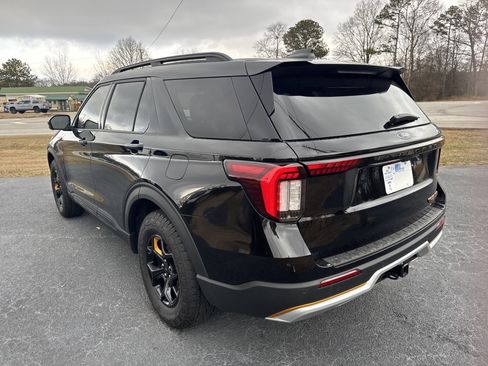 New 2026 Ford Explorer Tremor w/ Tremor Convenience Package image 7