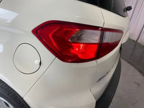 Used 2022 Ford EcoSport SE w/ SE Convenience Package AWD/4WD image 20