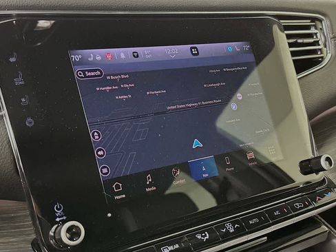 Used 2023 Jeep Wagoneer Series III w/ Preferred Equipment Group image 28