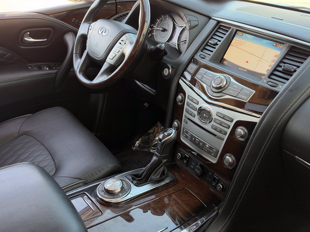 Used 2019 INFINITI QX80 Luxe w/ 22" Wheel Package AWD/4WD image 3