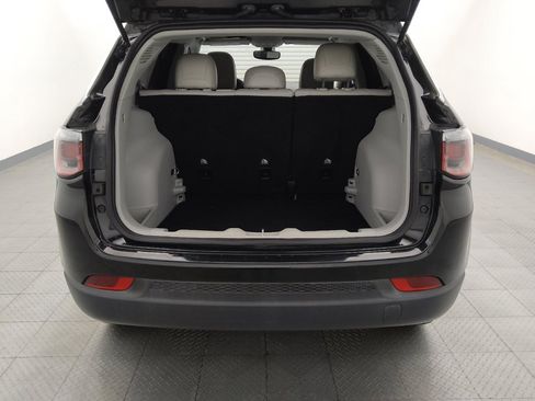 Used 2018 Jeep Compass Latitude w/ Popular Equipment Group image 29