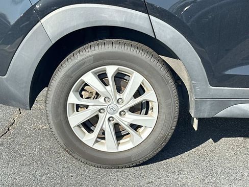 Used 2019 Hyundai Tucson Value w/ Cargo Package FWD image 9