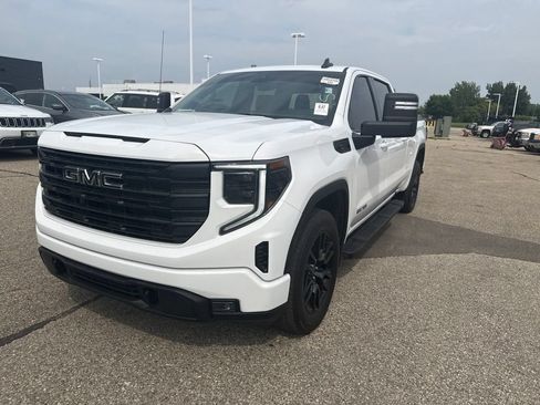 Used 2024 GMC Sierra 1500 Elevation w/ Preferred Package AWD/4WD image 1
