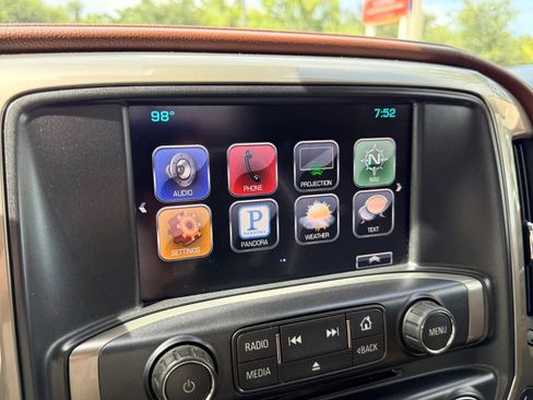 Used 2016 Chevrolet Silverado 1500 High Country w/ High Country Premium Package RWD image 26