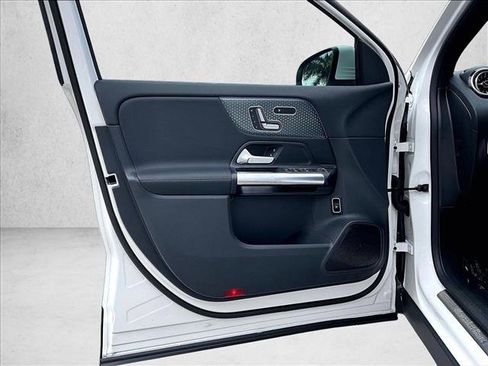 Used 2026 Mercedes-Benz GLA 250 image 18