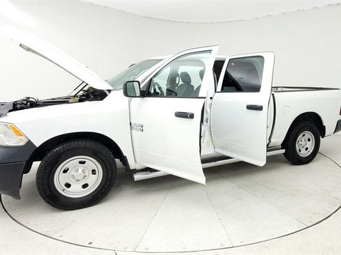 Used 2016 RAM 1500 Tradesman image 11