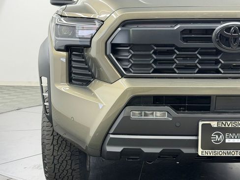 New 2026 Toyota Tacoma TRD Off-Road AWD/4WD image 8