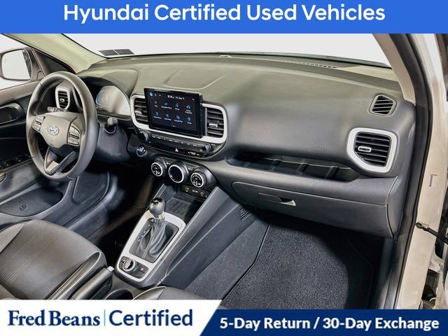 Used 2023 Hyundai Venue Limited FWD image 14