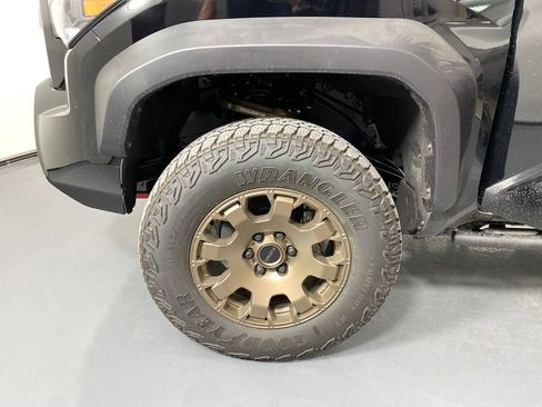 New 2025 Toyota Tacoma Trailhunter image 34