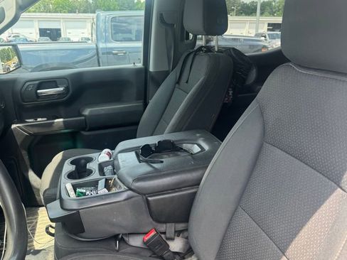 Used 2021 GMC Sierra 1500 4x4 Crew Cab w/ Sierra Value Package image 9