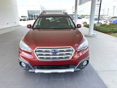 Used 2017 Subaru Outback 2.5i Premium image 2