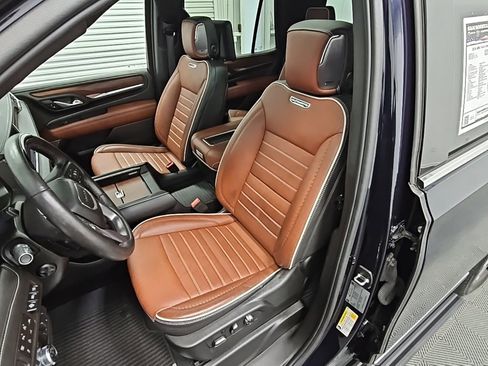 Certified 2024 GMC Yukon Denali Ultimate image 29