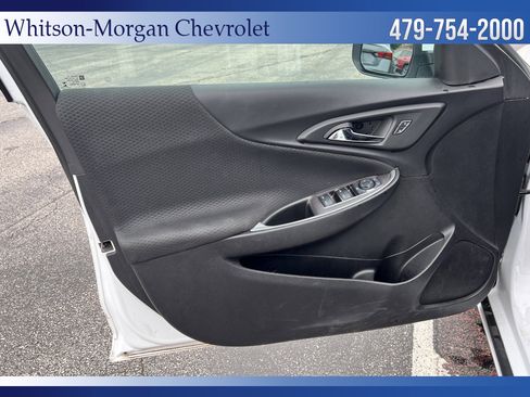 Used 2024 Chevrolet Malibu LT FWD image 9