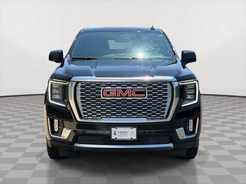 Used 2022 GMC Yukon XL Denali AWD/4WD image 2