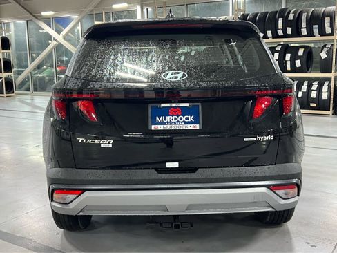 New 2026 Hyundai Tucson Blue SE w/ Tow & Go Package AWD/4WD image 9