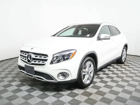 Used 2018 Mercedes-Benz GLA 250 4MATIC image 31
