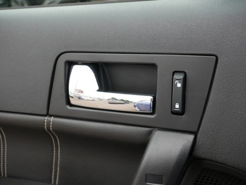 Used 2011 Ford Focus SEL FWD image 27
