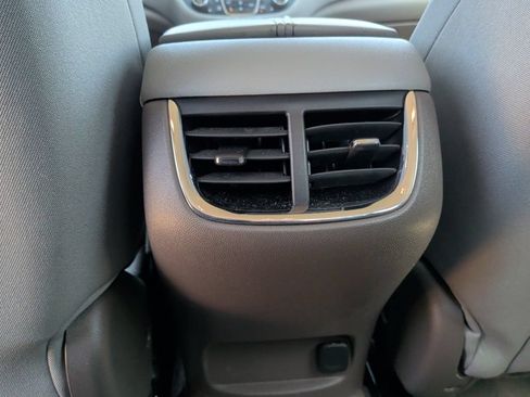 Used 2025 Chevrolet Malibu LT FWD image 33