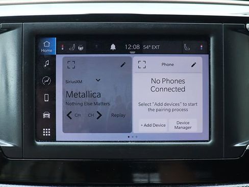 Used 2022 Chrysler Voyager LX image 50