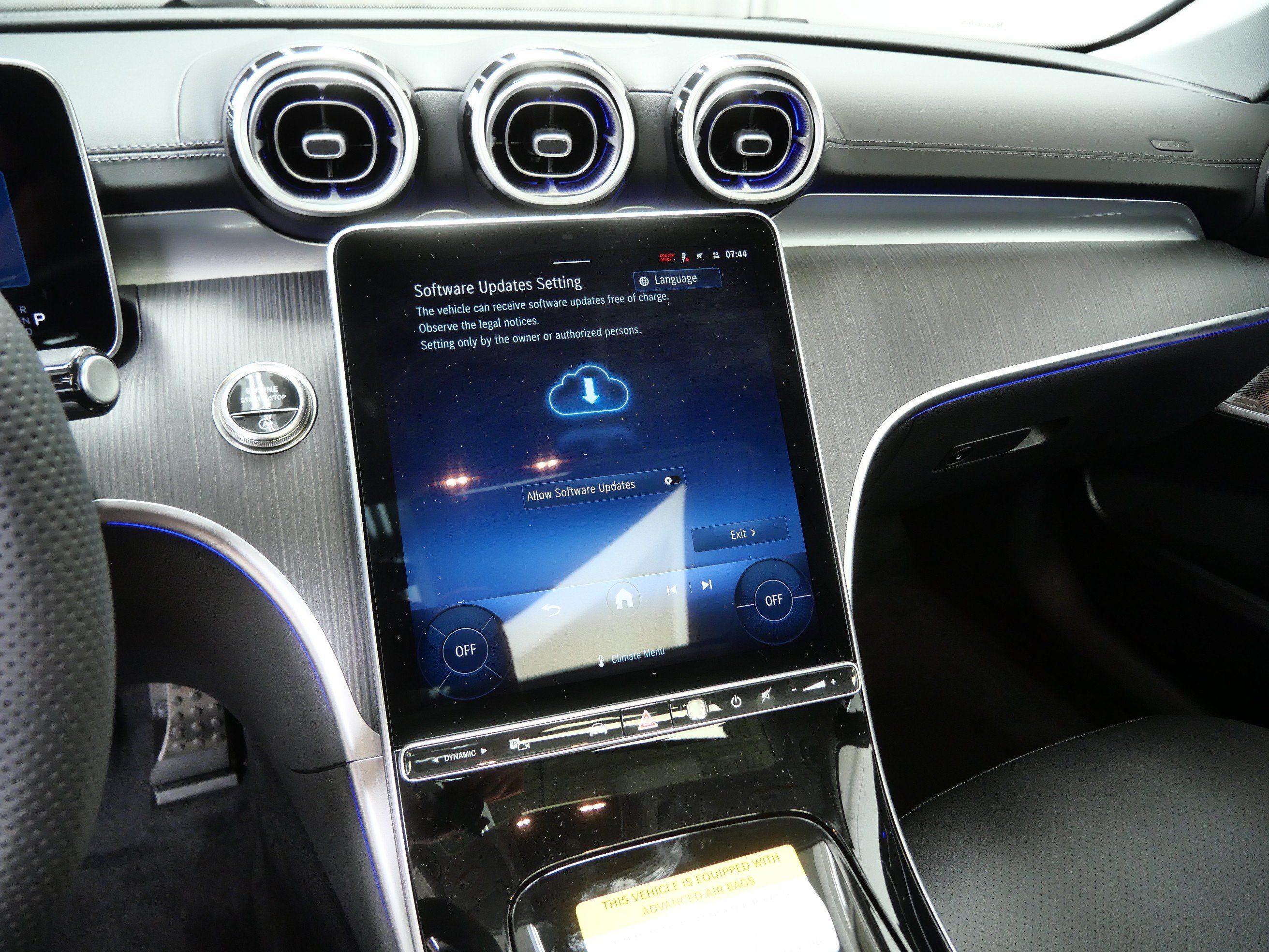 New 2026 Mercedes-Benz C 300 4MATIC Sedan image 12
