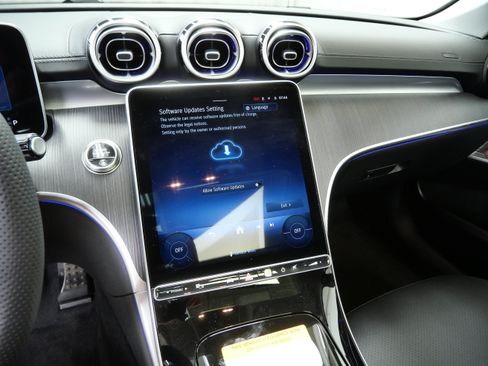 New 2026 Mercedes-Benz C 300 4MATIC Sedan image 12