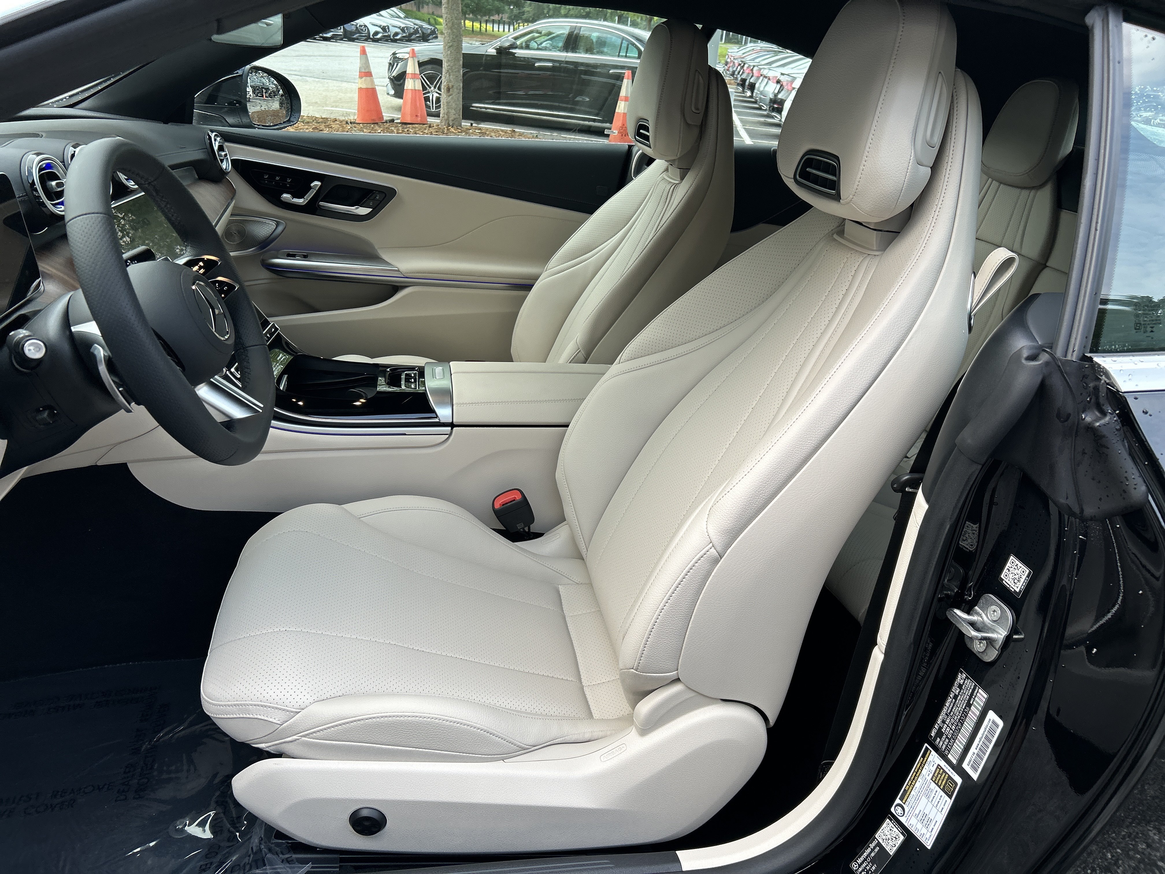 New 2027 Mercedes-Benz CLE 450 4MATIC Cabriolet image 30