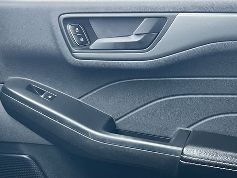 Used 2024 Ford Escape Active image 21